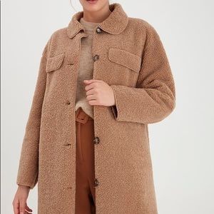 Iche boucle coat in natural color